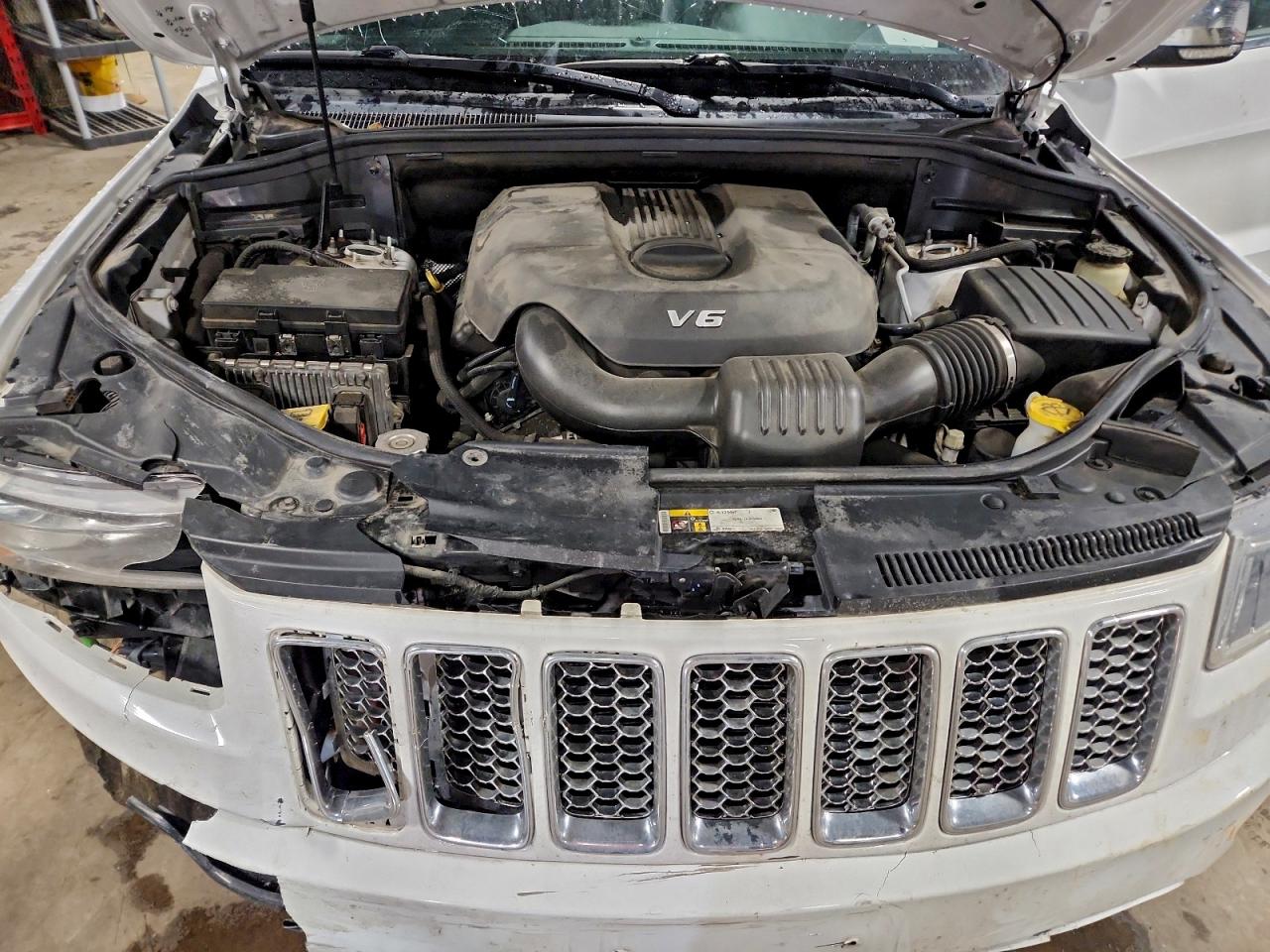 2015 JEEP GRAND CHEROKEE LIMITED photo 12