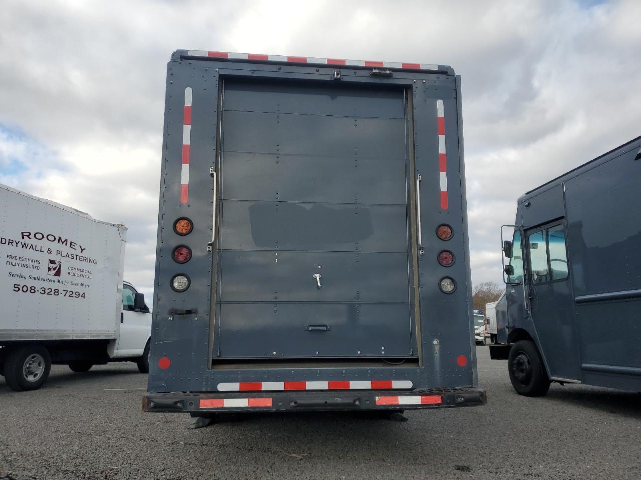 2020 FORD F59 *** STEP VAN *** photo 6