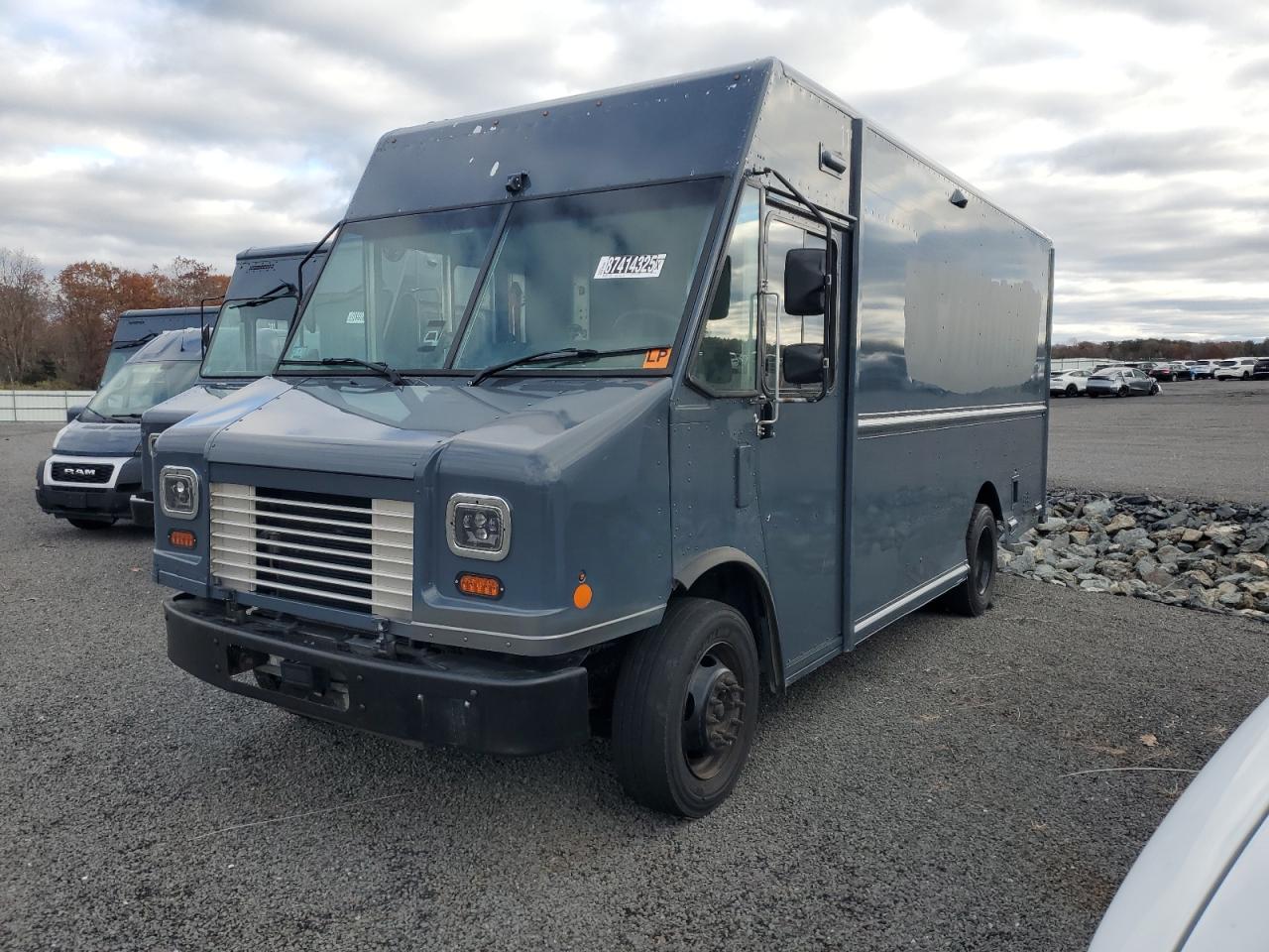 2020 FORD F59