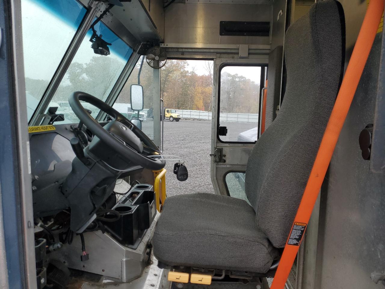 2020 FORD F59 *** STEP VAN *** photo 7