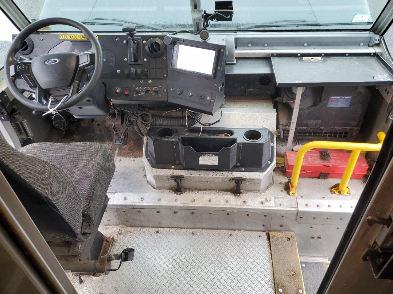 2020 FORD F59 *** STEP VAN *** photo 8