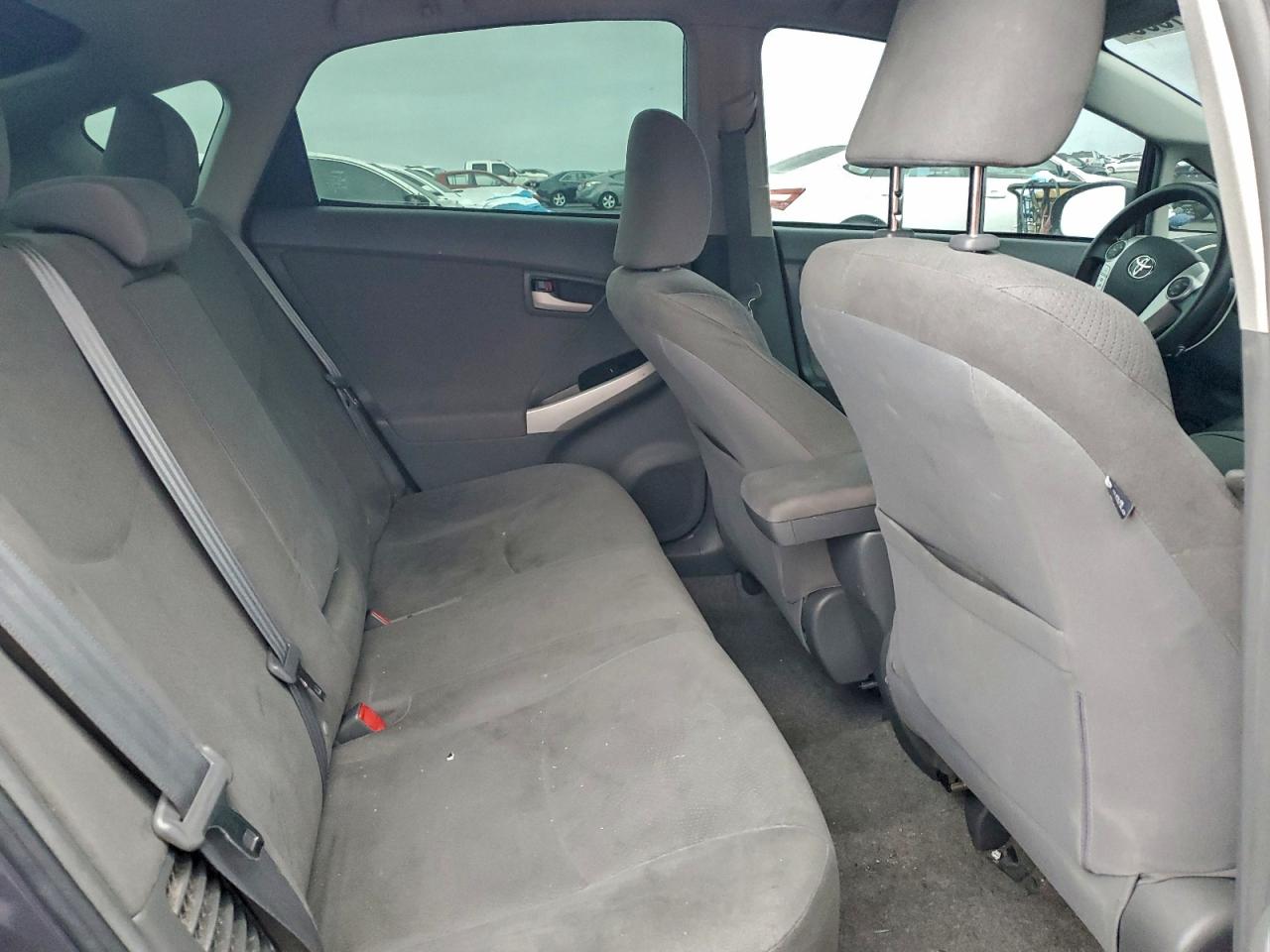 2010 TOYOTA PRIUS photo 19