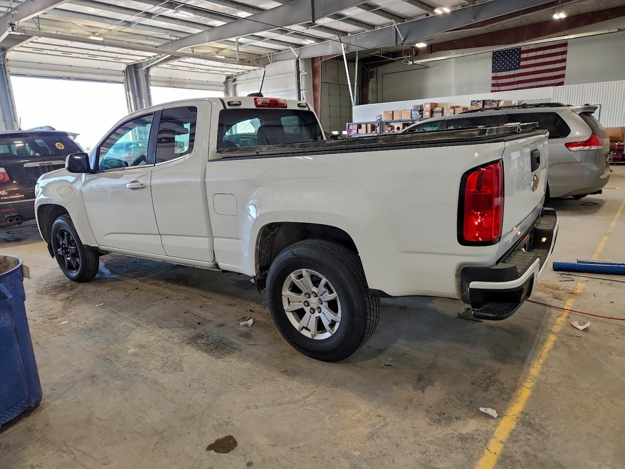 2020 CHEVROLET COLORADO LT photo 3