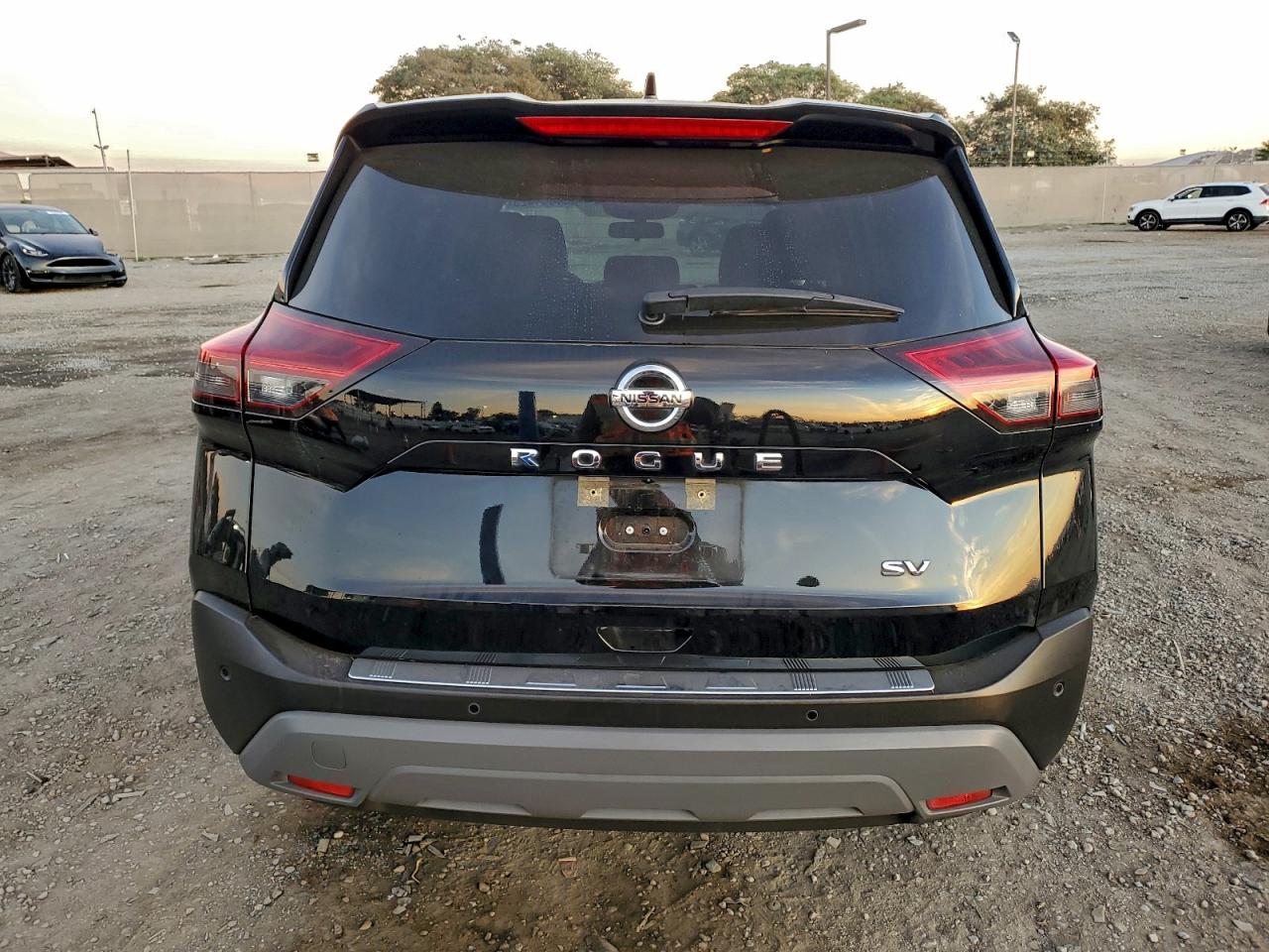 2021 NISSAN ROGUE SV photo 6