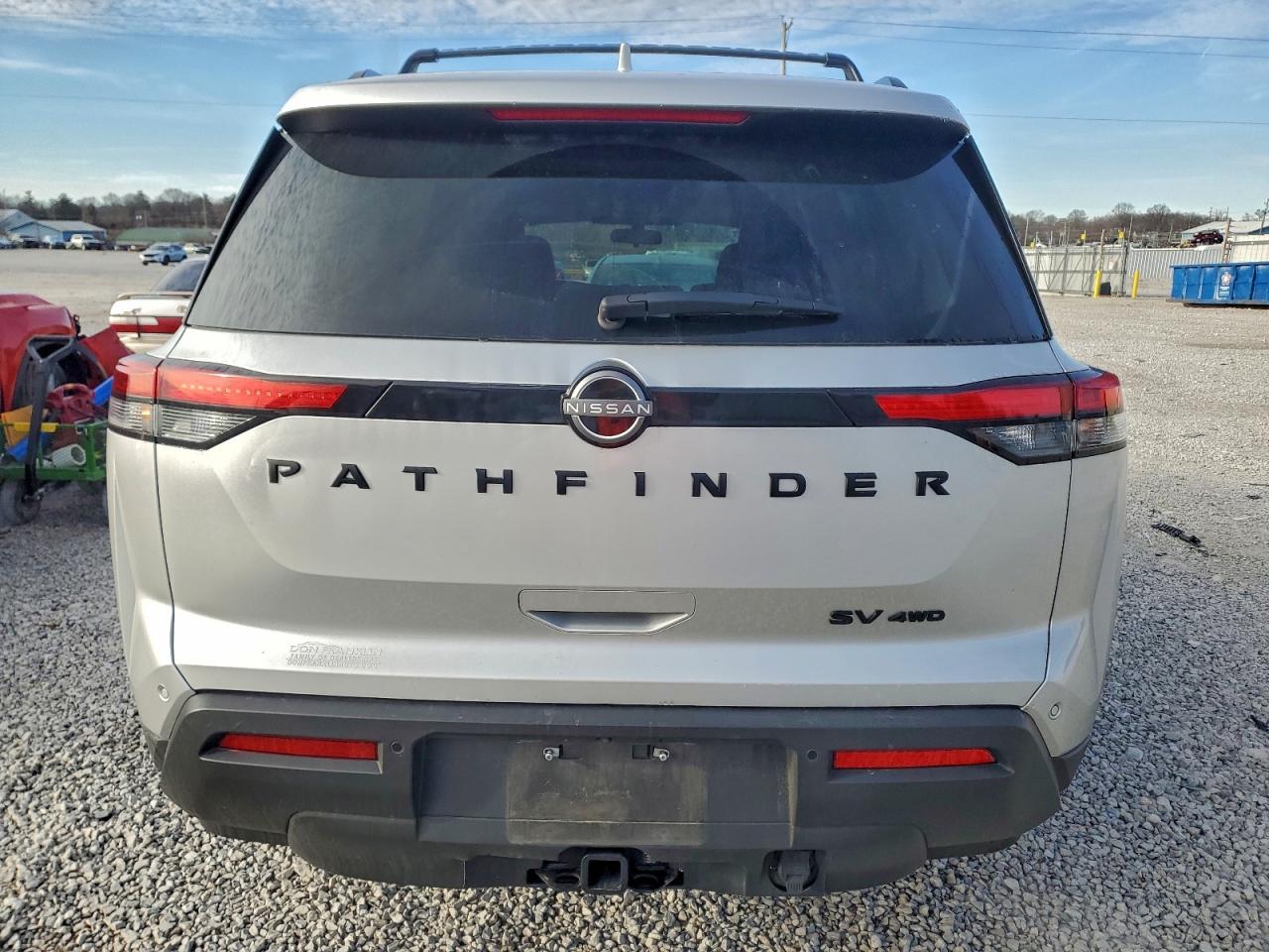 2023 NISSAN PATHFINDER SV photo 6