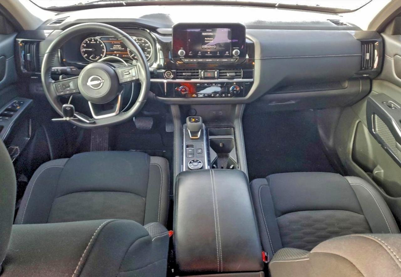 2023 NISSAN PATHFINDER SV photo 8