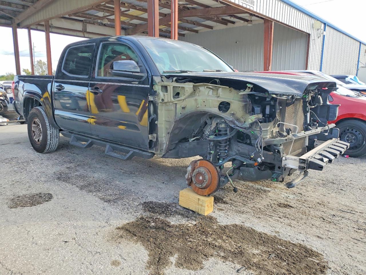2017 TOYOTA TACOMA SR photo 4