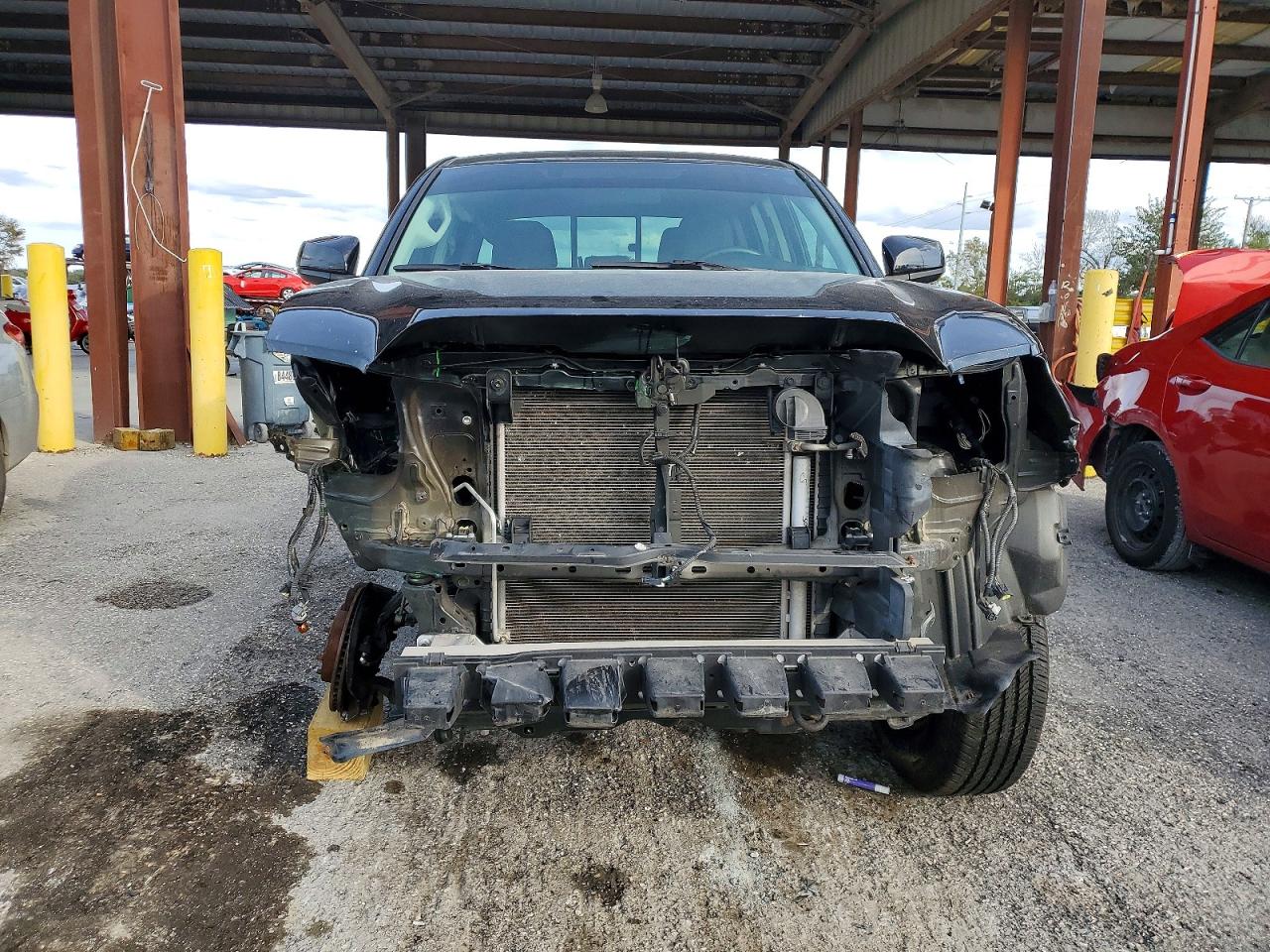 2017 TOYOTA TACOMA SR photo 5