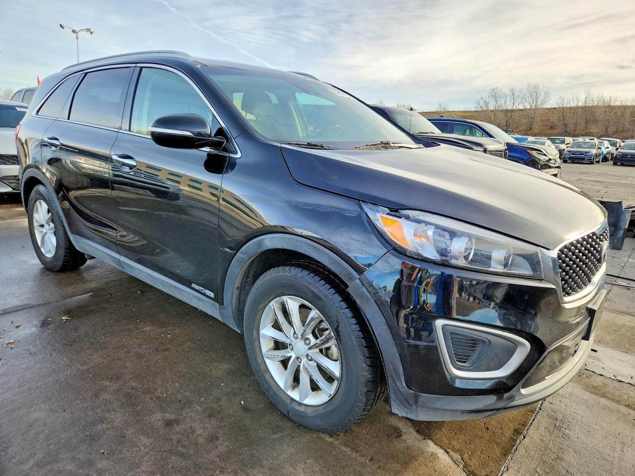 2017 KIA SORENTO LX photo 7