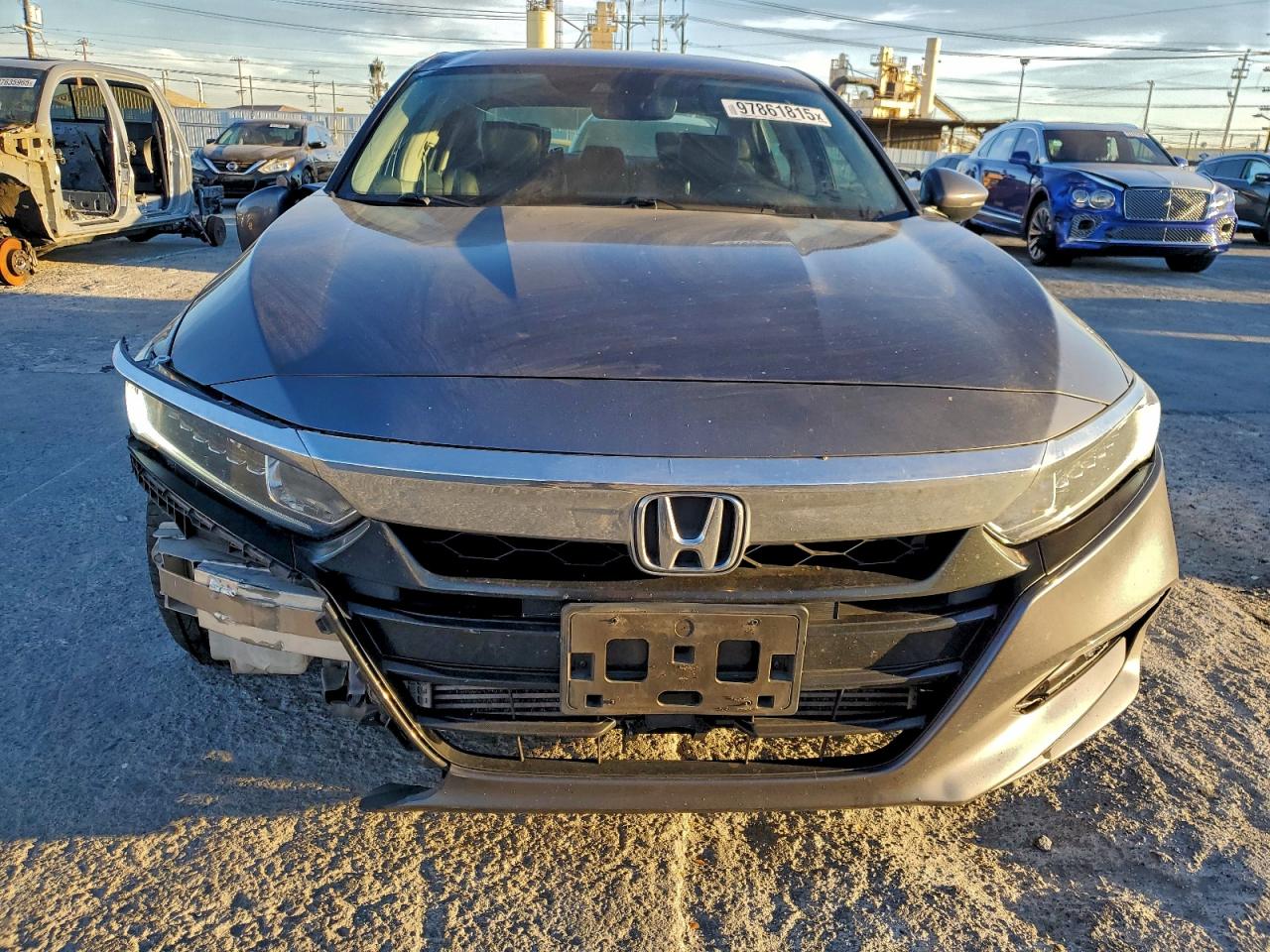 2018 HONDA ACCORD EXL photo 9