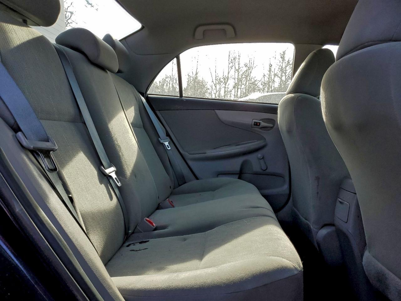 2013 TOYOTA COROLLA BASE photo 10