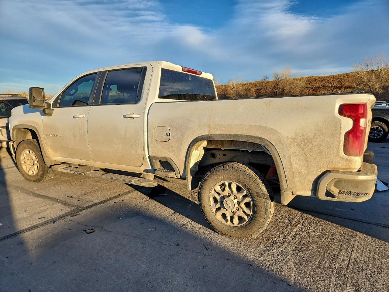 2020 CHEVROLET SILVERADO K2500 HEAVY DUTY LT photo 2