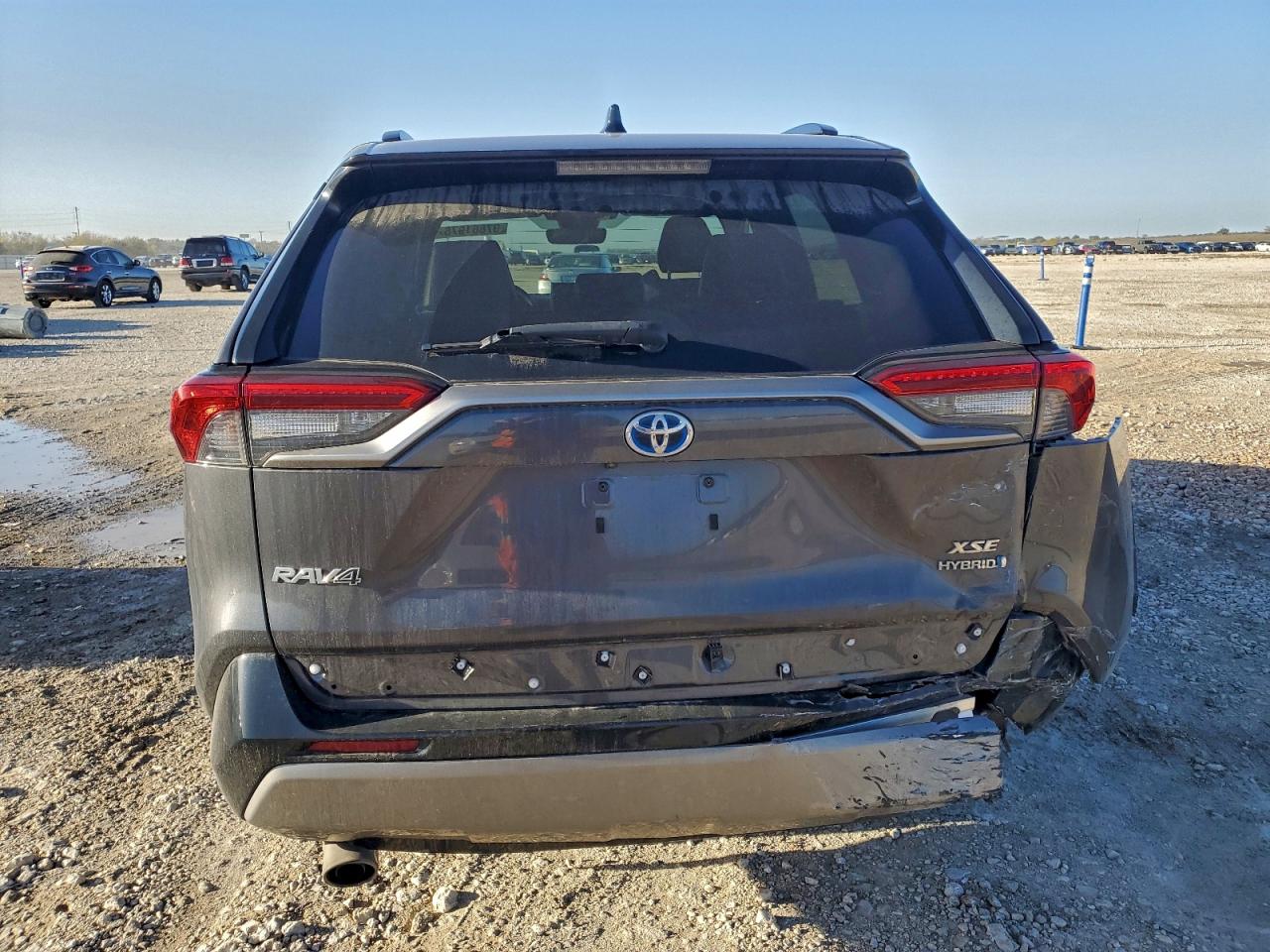 2022 TOYOTA RAV4 XSE photo 6