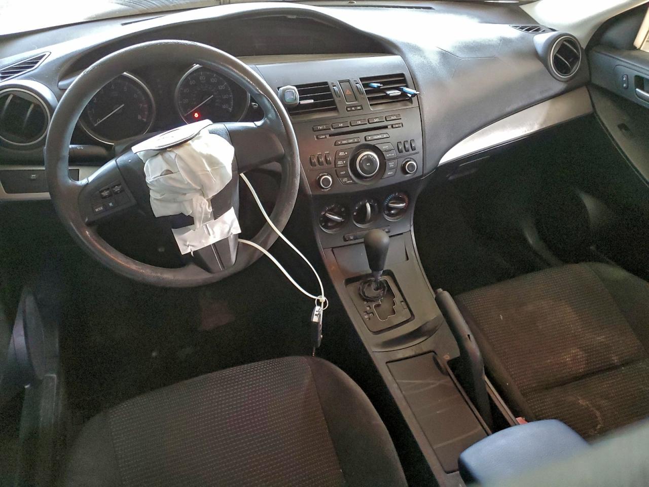 2013 MAZDA 3 I photo 8