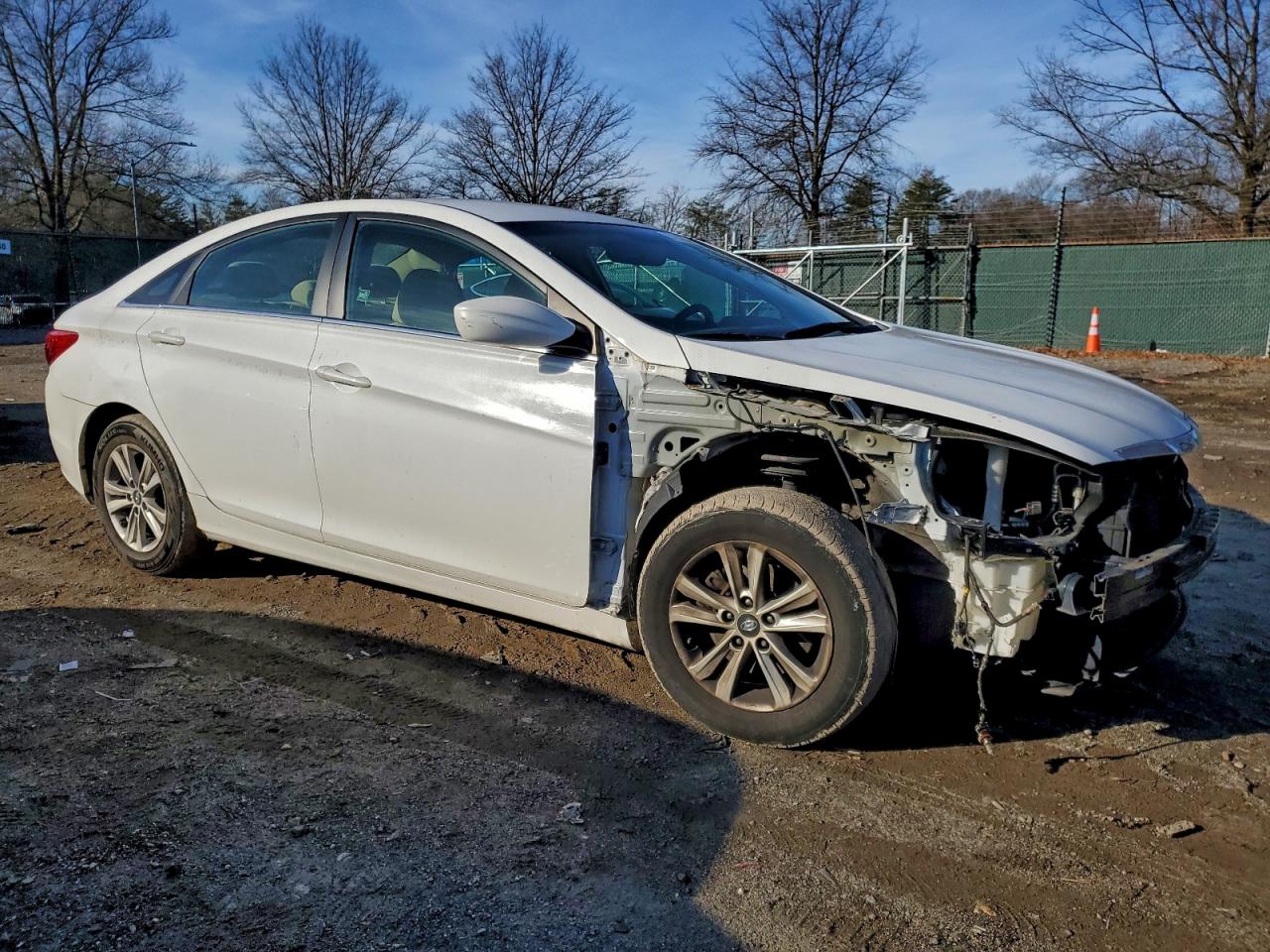 2013 HYUNDAI SONATA GLS photo 4
