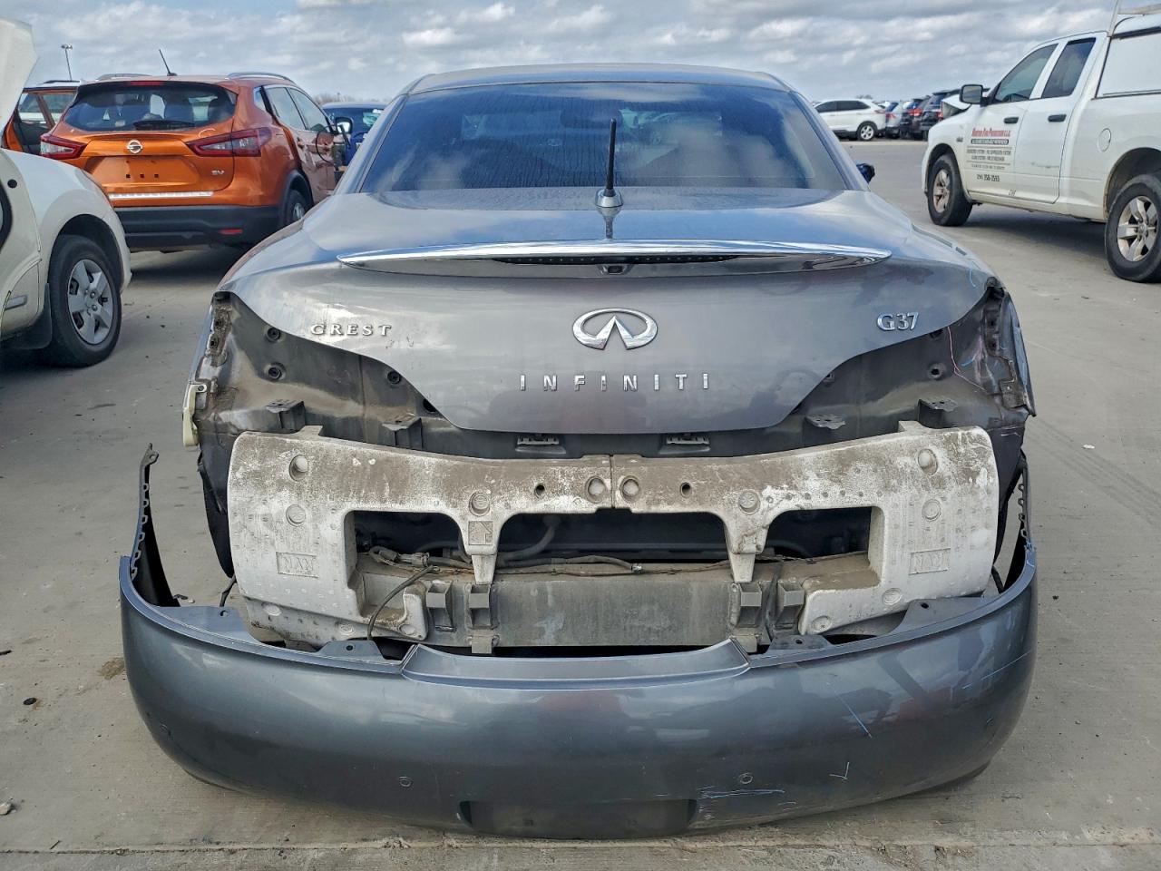 2013 INFINITI G37 SPORT photo 6