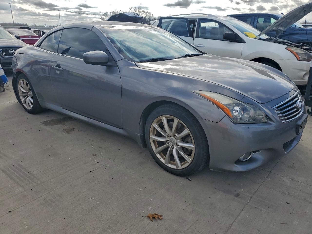 2013 INFINITI G37 SPORT photo 4