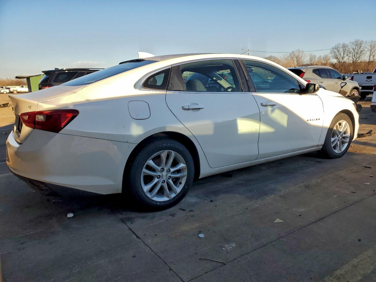 2018 CHEVROLET MALIBU LT photo 7