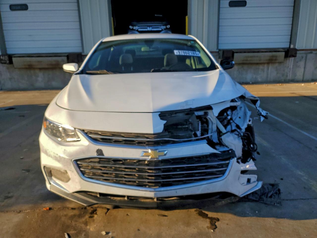 2018 CHEVROLET MALIBU LT photo 13