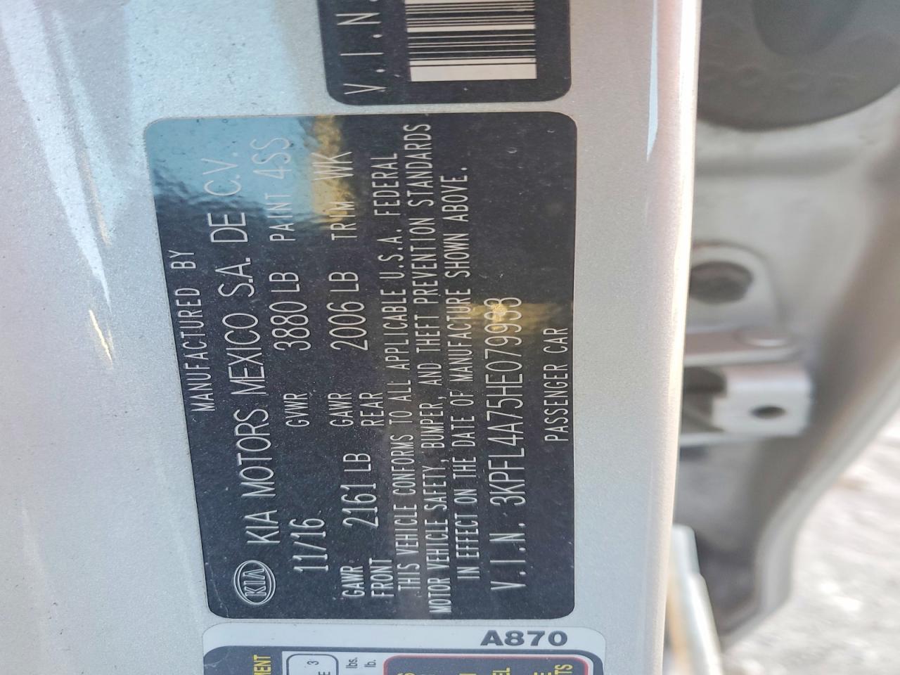2017 KIA FORTE LX photo 12