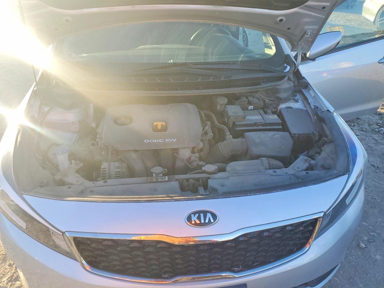 2017 KIA FORTE LX photo 11