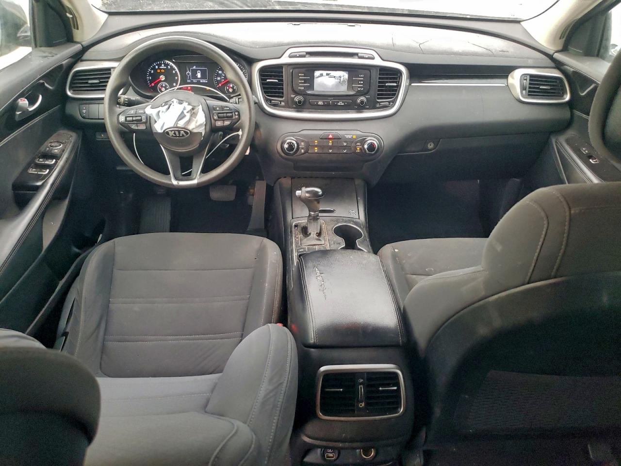 2016 KIA SORENTO LX photo 8
