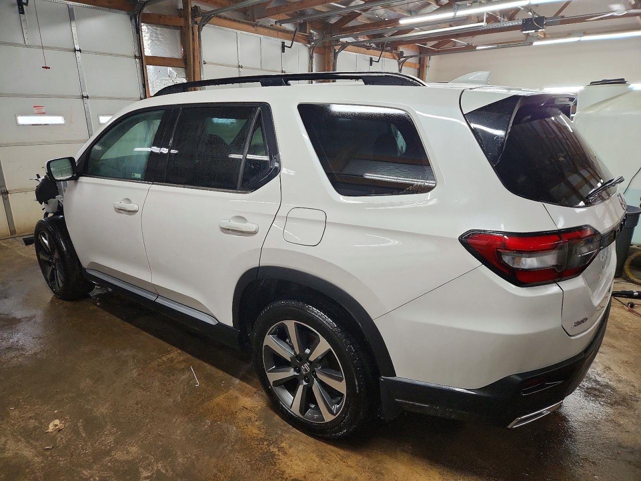 2025 HONDA PILOT ELITE photo 3