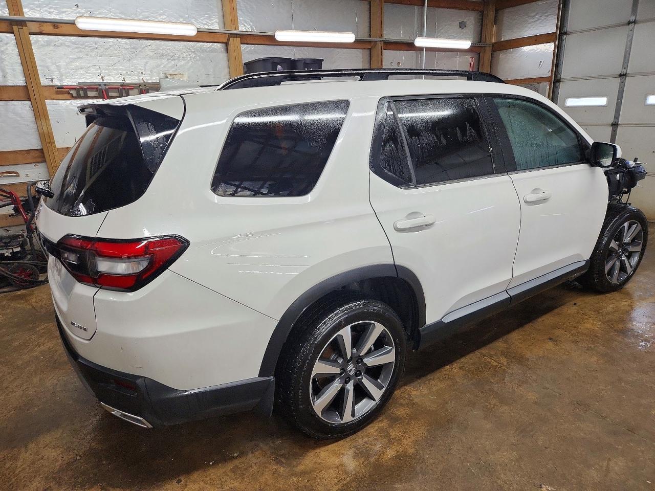 2025 HONDA PILOT ELITE photo 5