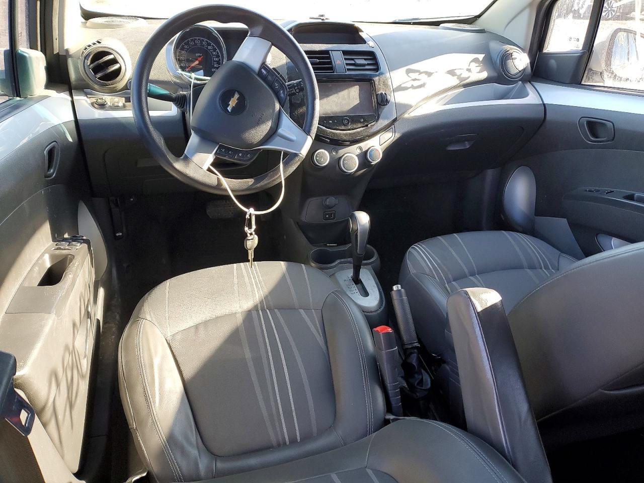 2015 CHEVROLET SPARK 1LT photo 8