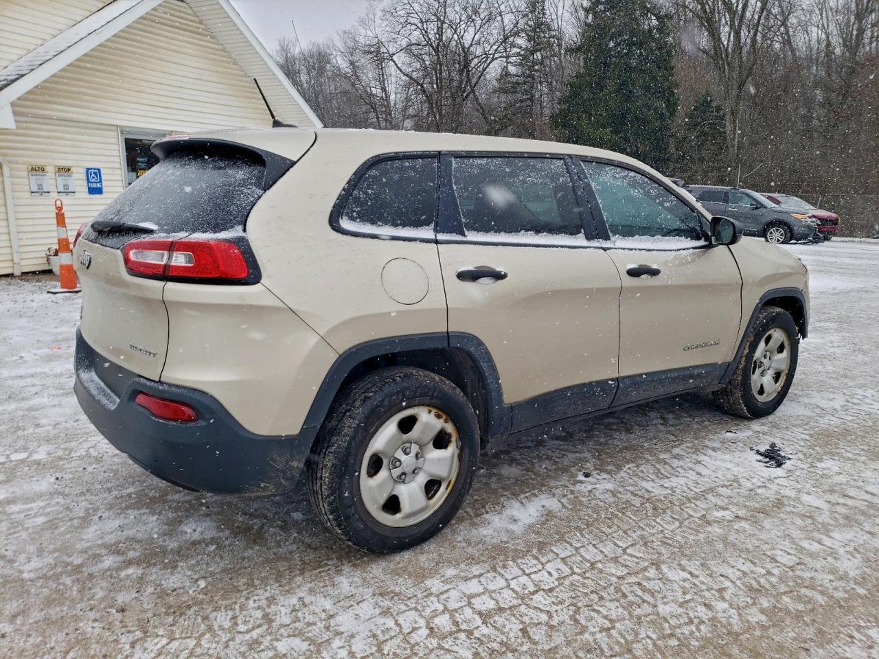 2014 JEEP CHEROKEE SPORT photo 5