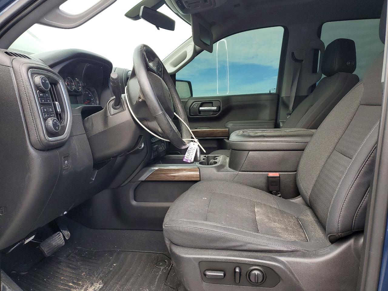 2019 CHEVROLET SILVERADO K1500 RST photo 13