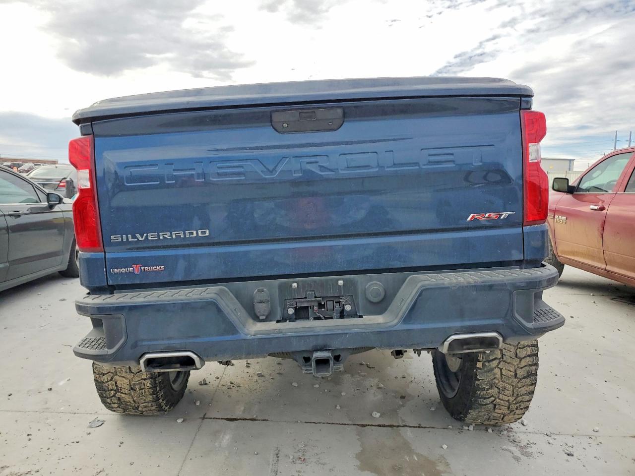2019 CHEVROLET SILVERADO K1500 RST photo 11