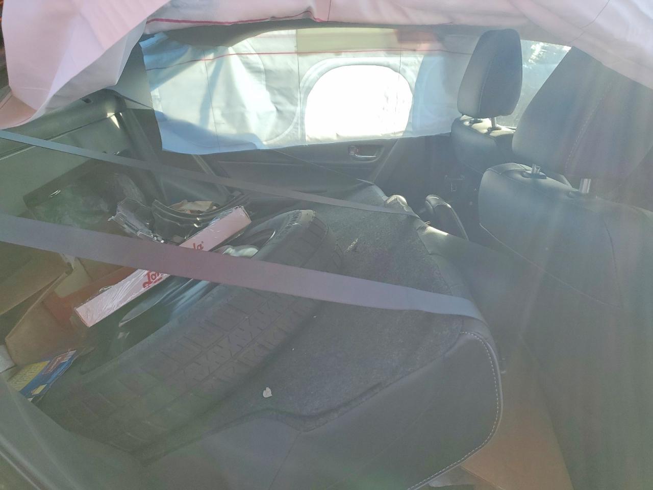 2015 TOYOTA COROLLA S PLUS photo 19