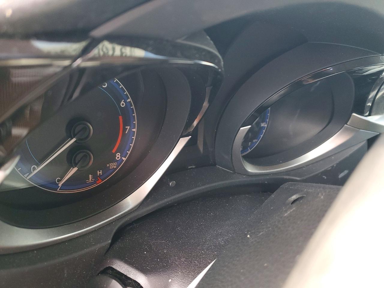 2015 TOYOTA COROLLA S PLUS photo 17