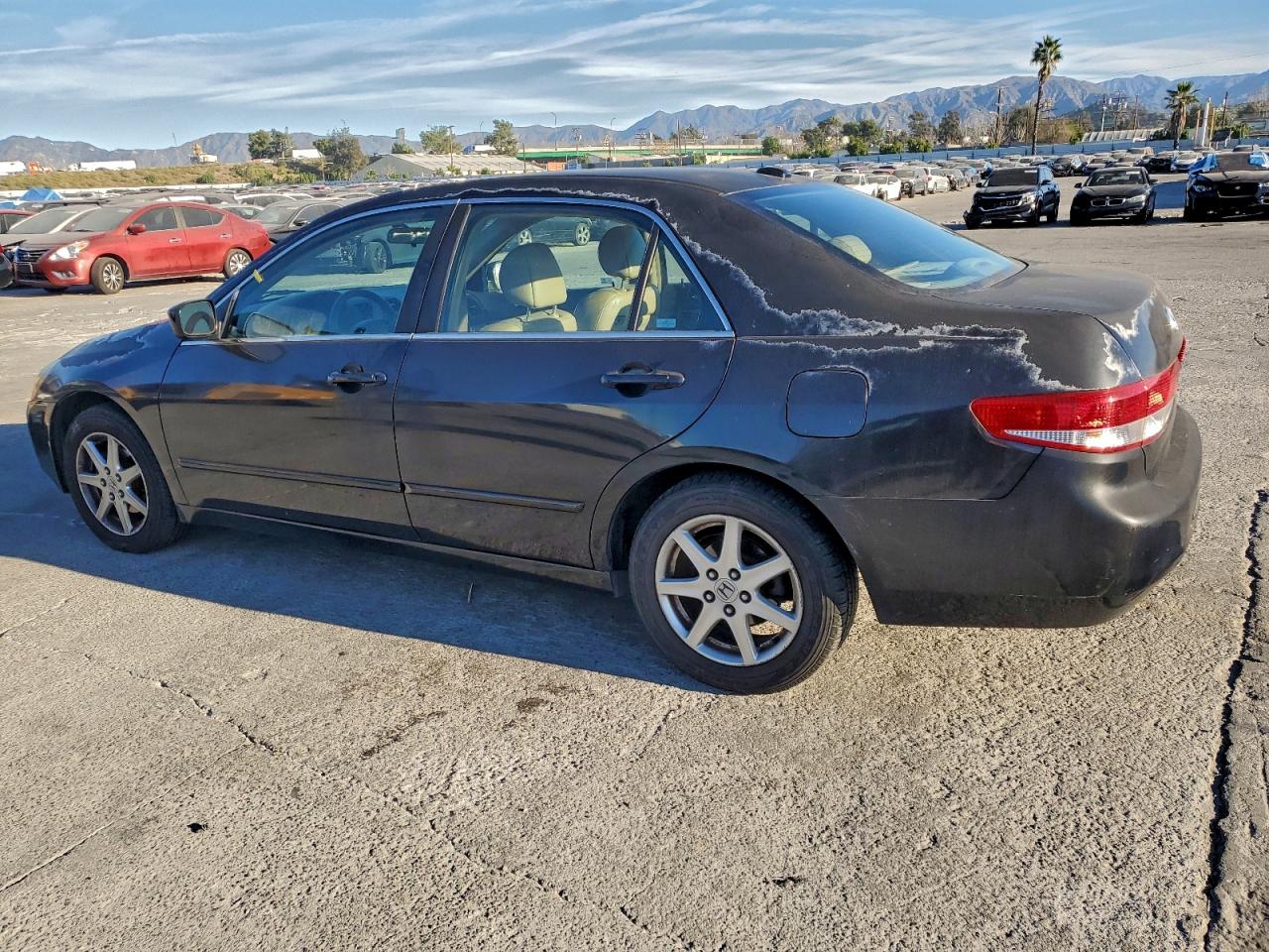 2004 HONDA ACCORD EX photo 2