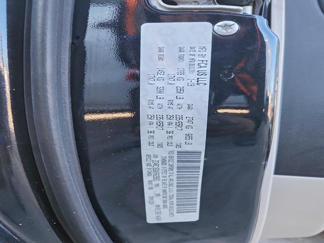 2019 CHRYSLER PACIFICA TOURING L photo 14