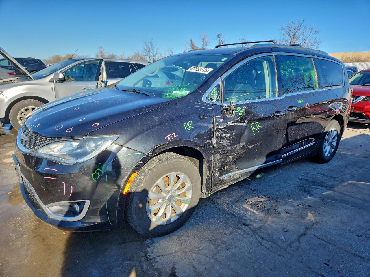 2019 CHRYSLER PACIFICA