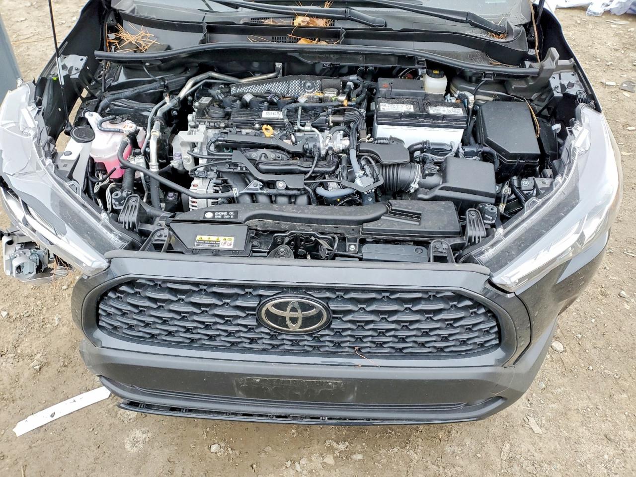 2024 TOYOTA COROLLA CROSS LE photo 12