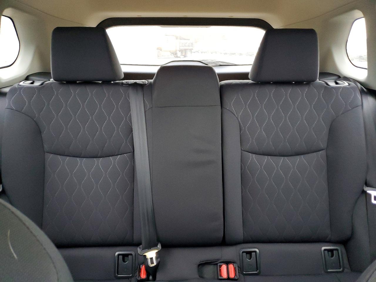 2024 TOYOTA COROLLA CROSS LE photo 10