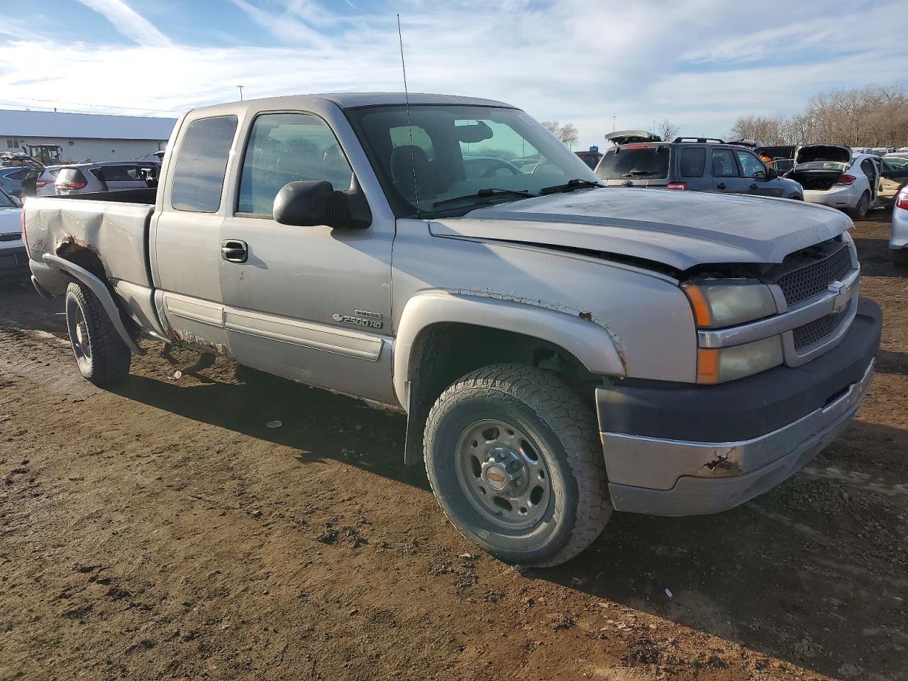 2004 CHEVROLET SILVERADO K2500 HEAVY DUTY photo 4