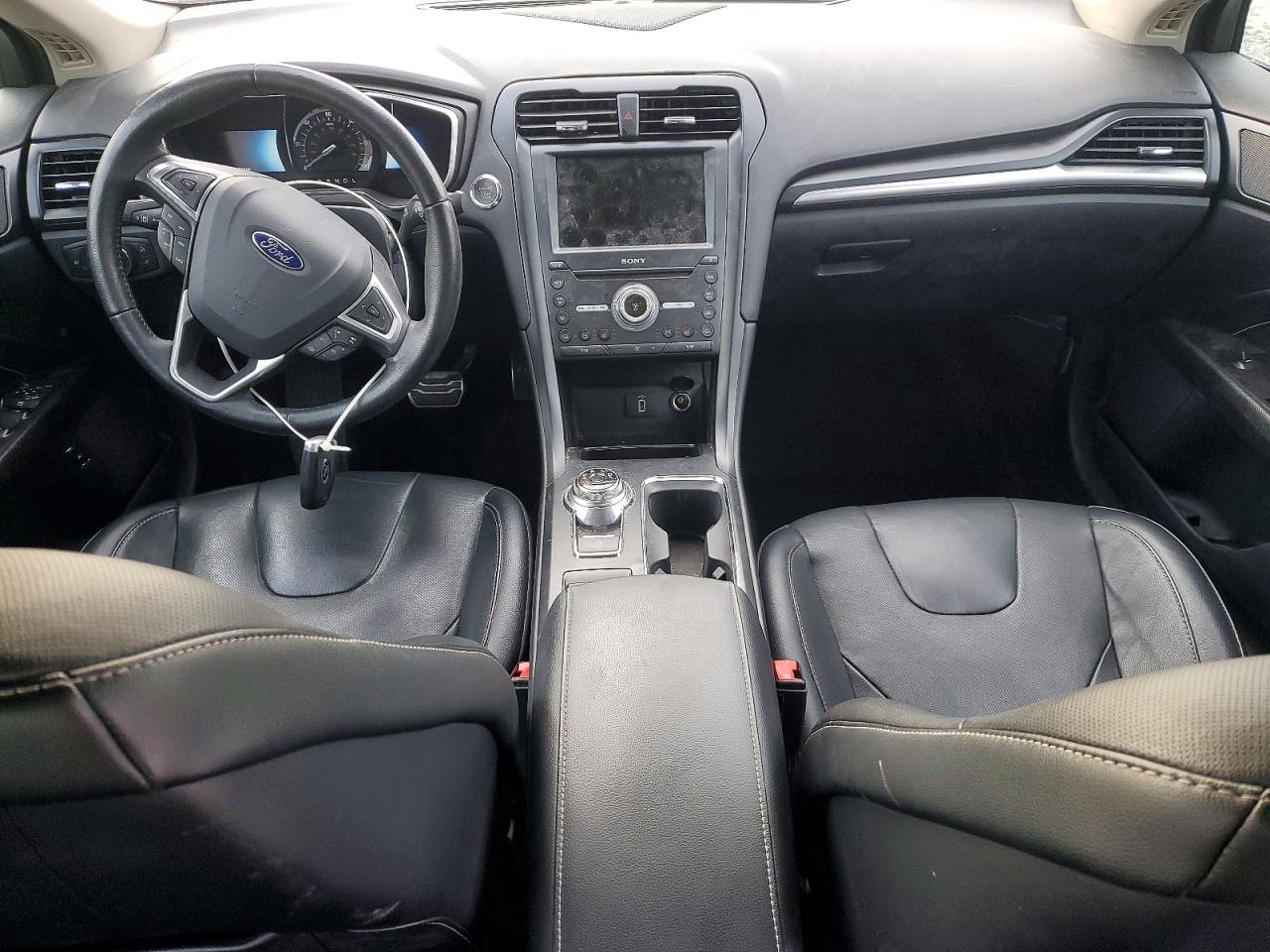 2017 FORD FUSION TITANIUM HEV photo 8