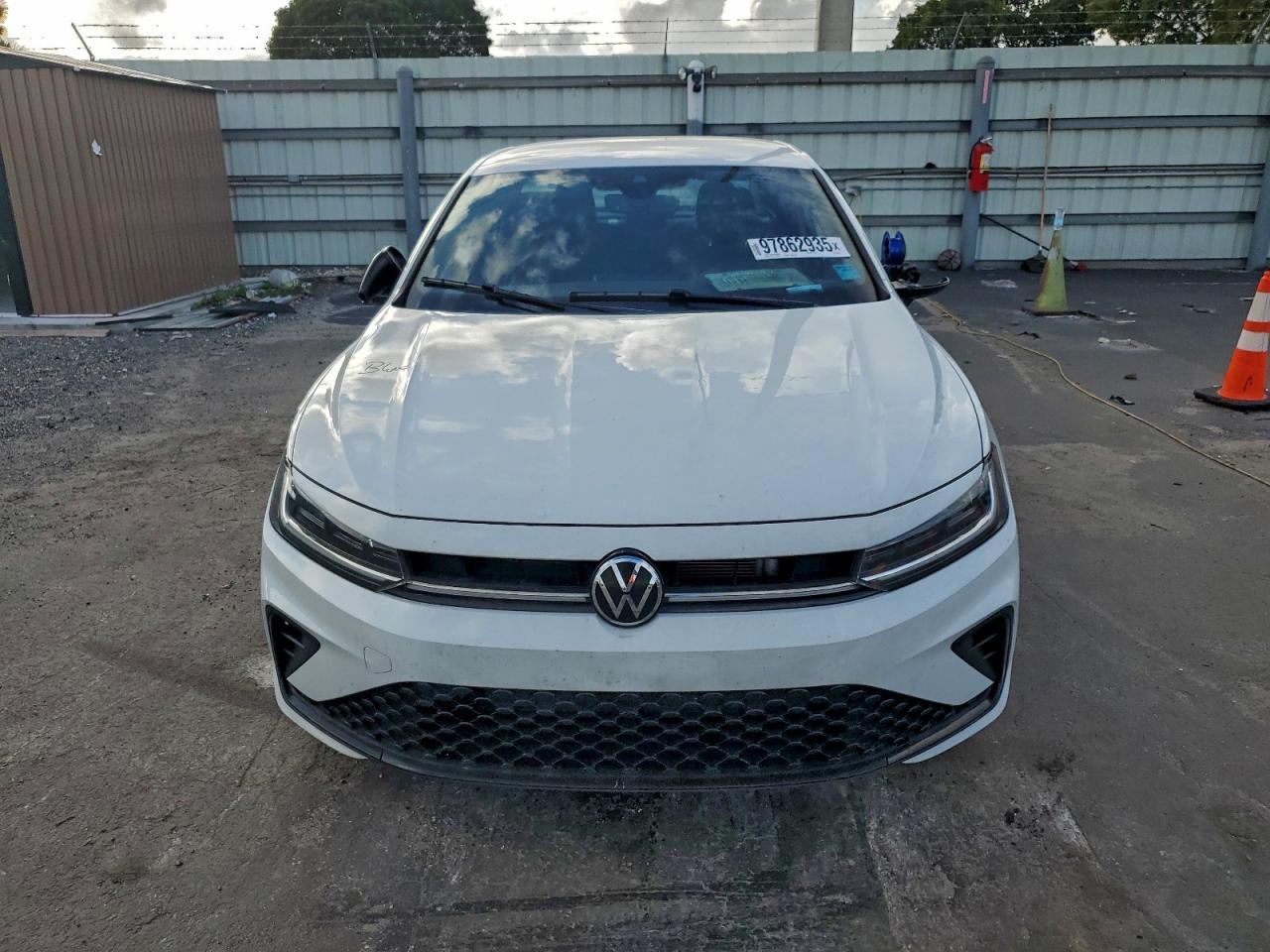 2025 VOLKSWAGEN JETTA SPORT photo 5