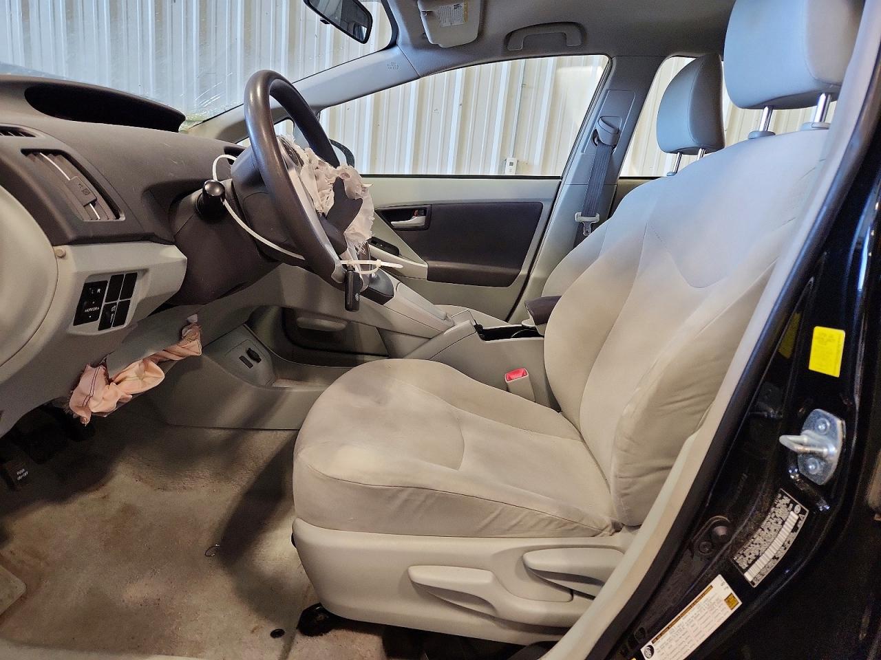 2011 TOYOTA PRIUS photo 7