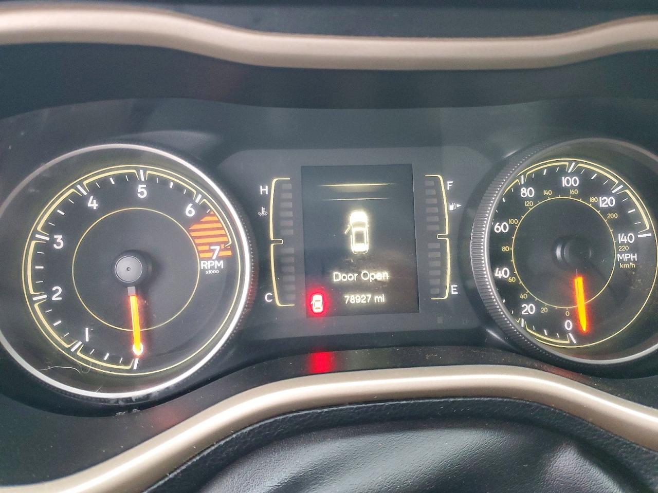 2018 JEEP CHEROKEE LATITUDE photo 25