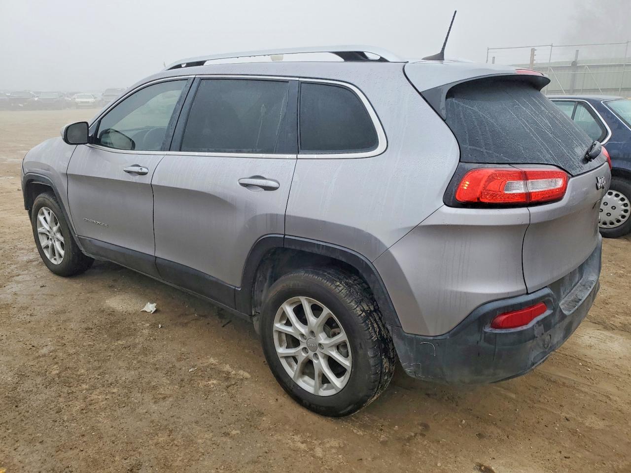2018 JEEP CHEROKEE LATITUDE photo 4