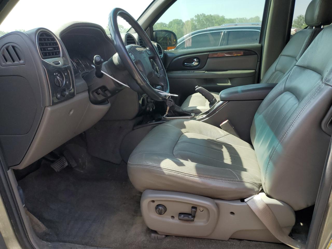 2004 GMC ENVOY XUV photo 7