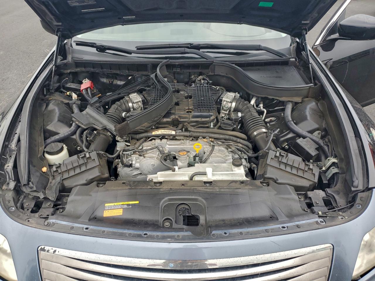 2013 INFINITI G37 BASE photo 11