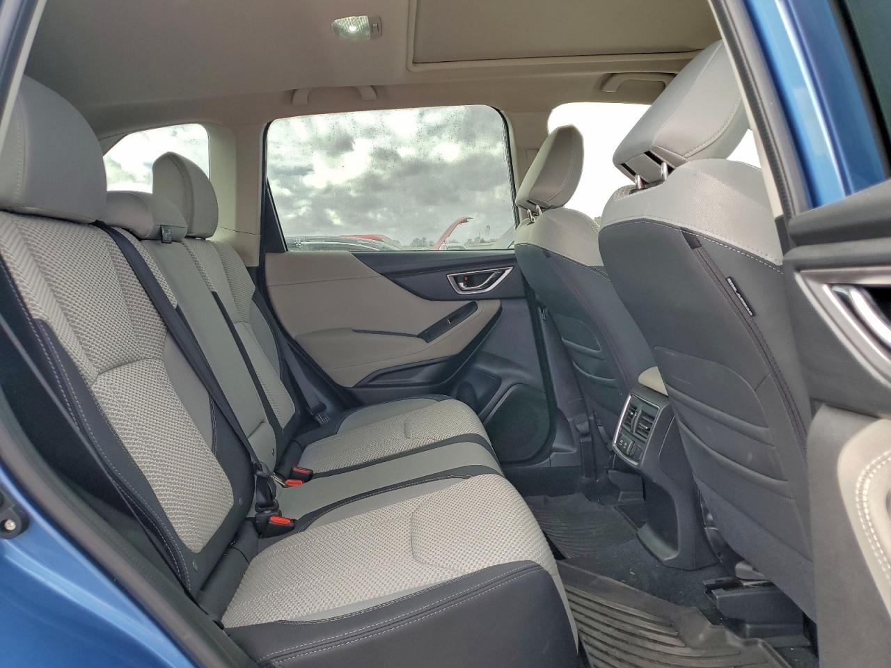 2020 SUBARU FORESTER PREMIUM photo 11