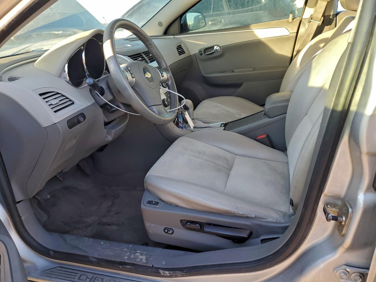 2011 CHEVROLET MALIBU 2LT photo 7