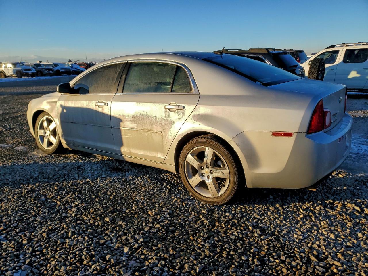 2011 CHEVROLET MALIBU 2LT photo 2